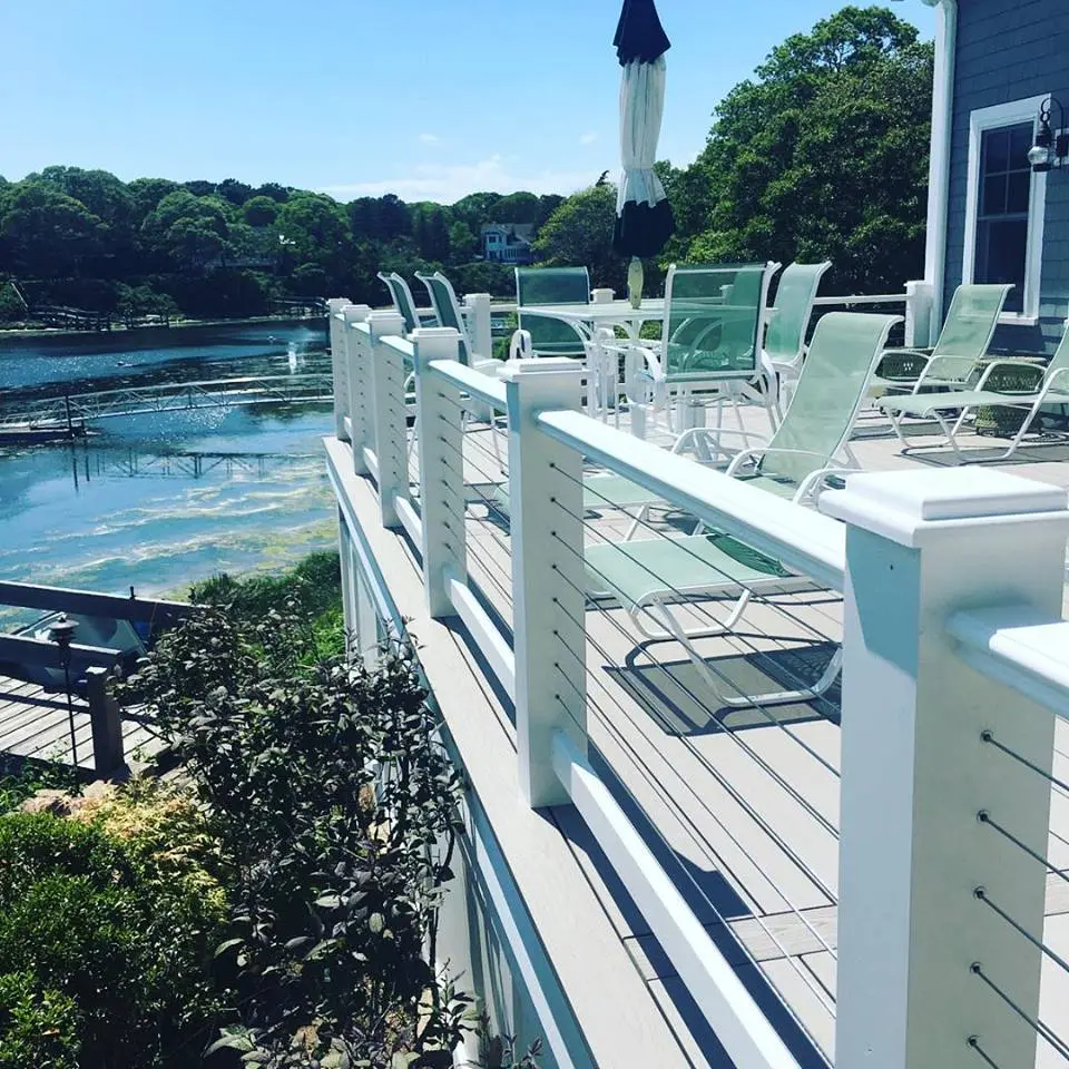Intex Hampton top rail with stainless cable infill