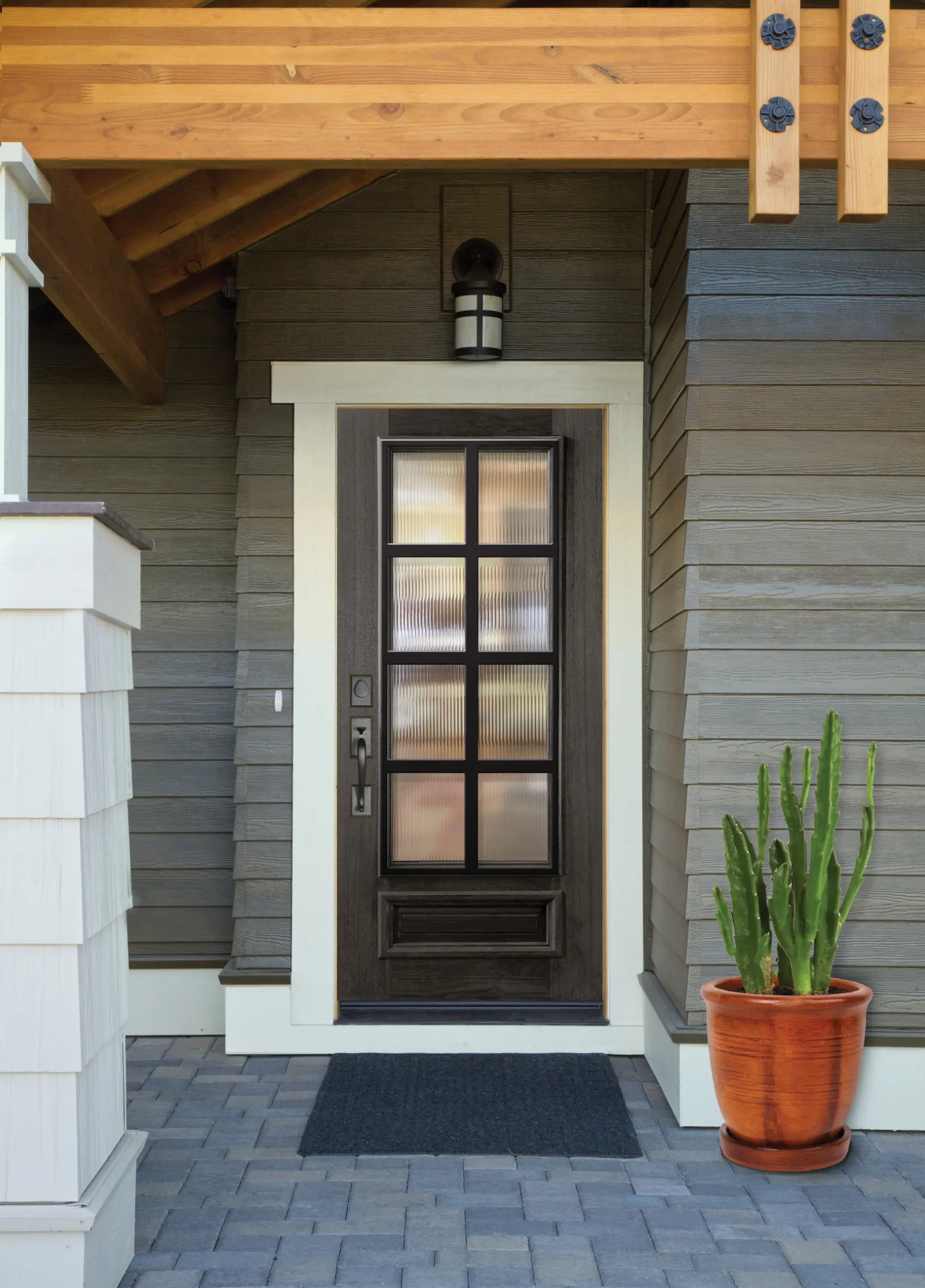 GlassCraft 3/4 lite entry with minimal reeded glass