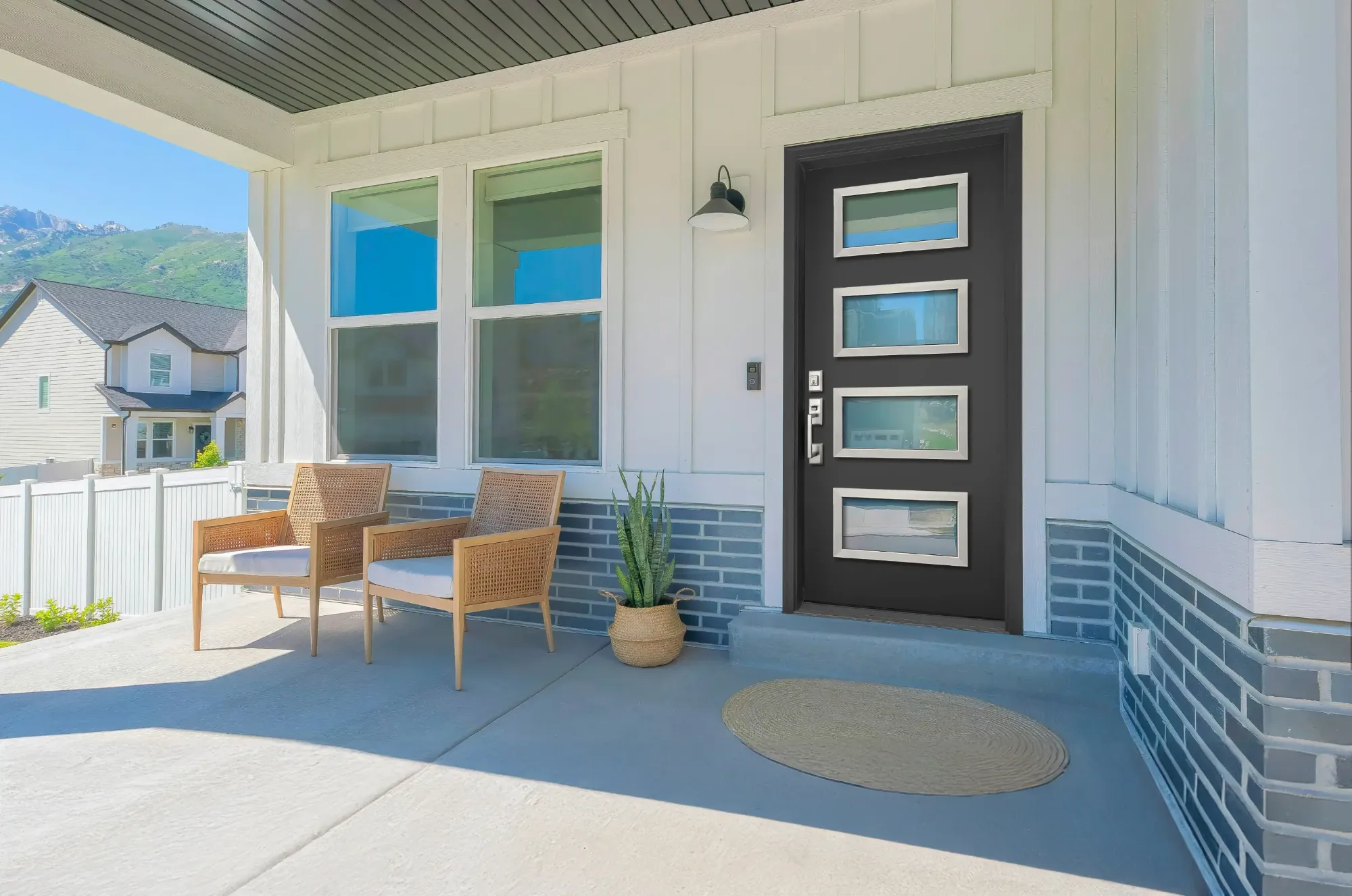 GlassCraft Santa Monica aluminum-glazed entry in Tricorn black